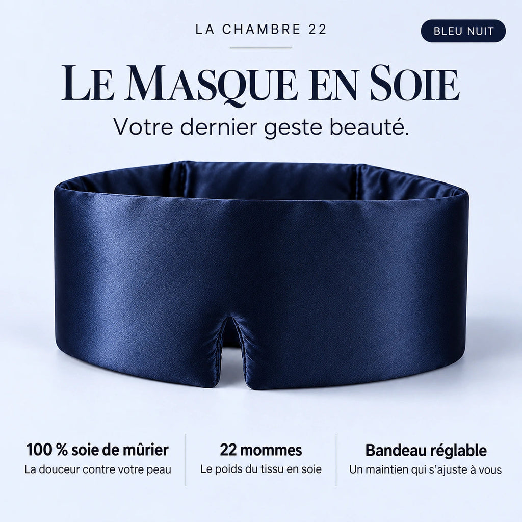 Masque La Chambre 22 bleu nuit : tissu 100 % soie de mûrier, 22 mommes, bandeau réglable. Votre dernier geste beauté.